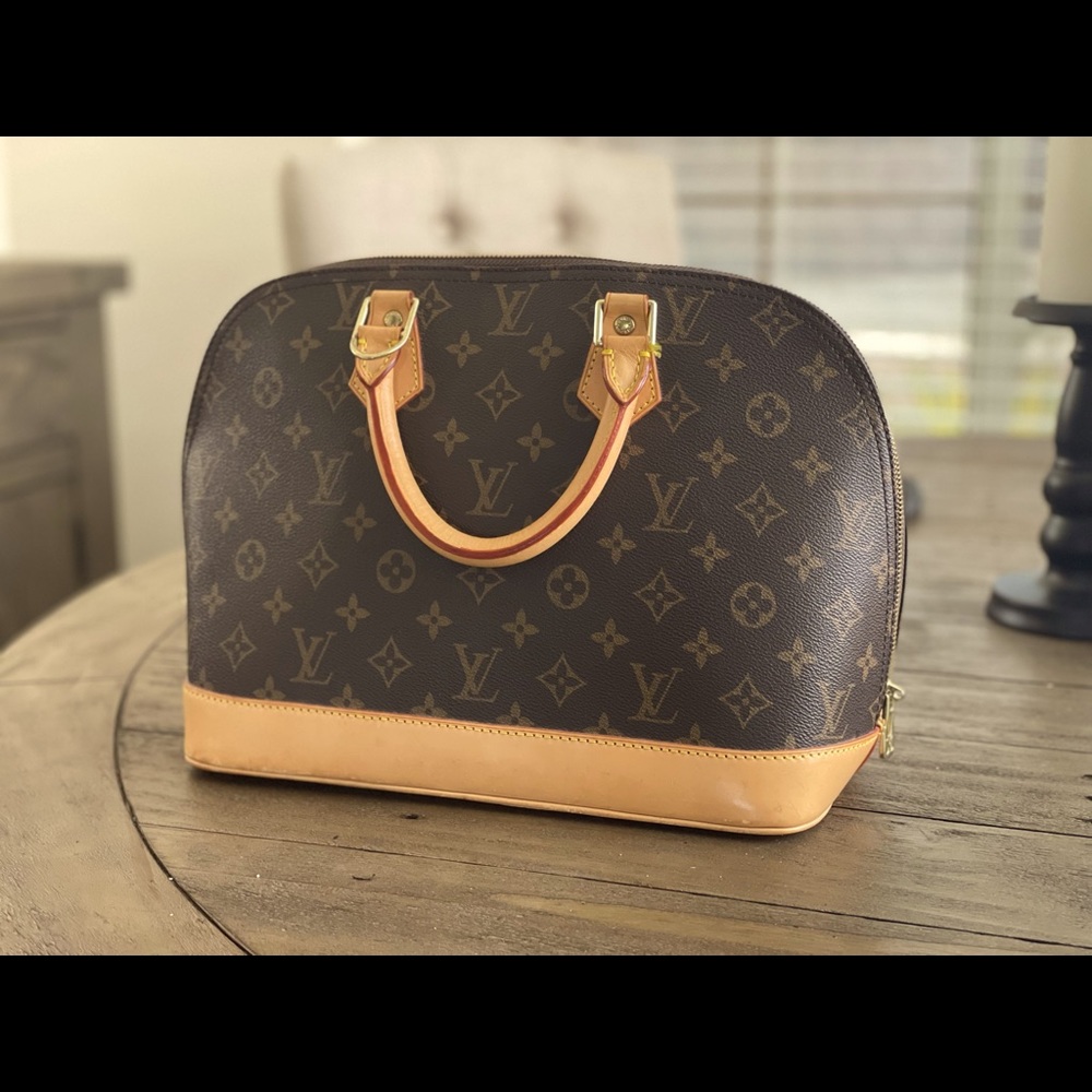Authentic Louis Vuitton Alma PM